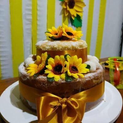 Bolo de girassol: 80 sugestões para florir a sua festa