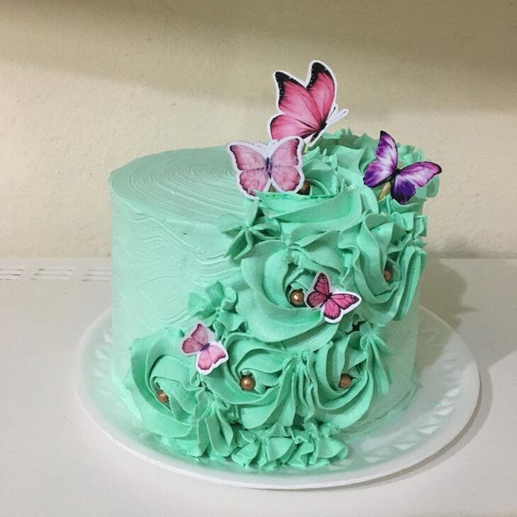 Bolo Borboleta: 70 ideias lindas e coloridas de bolo  Bolo borboletas,  Bolos de aniversário de borboleta, Bolo