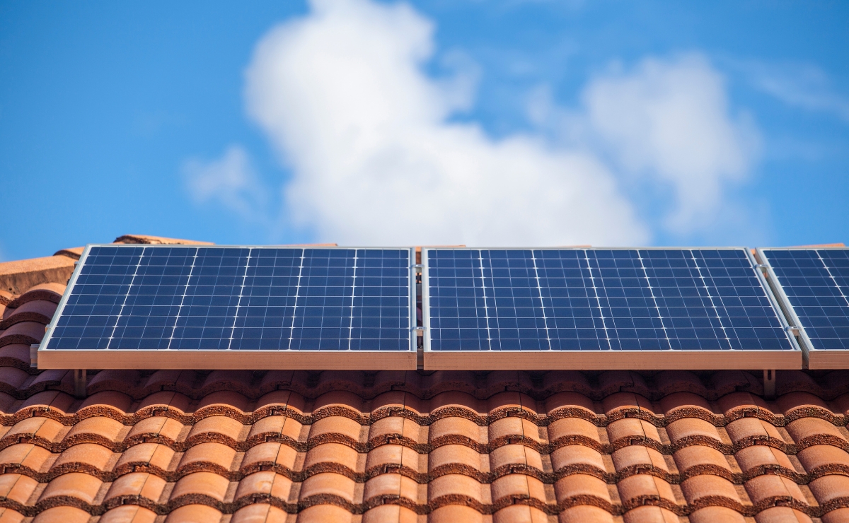 Vantagens e desvantagens de instalar energia solar em sua residência